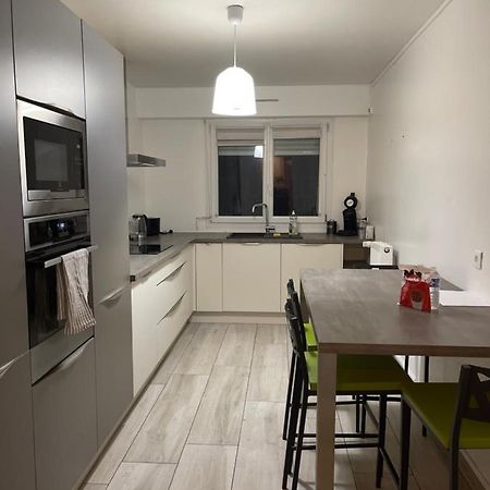 Superbe Appartement Avec Place De Parking Gratuit Strasbourg Kültér fotó